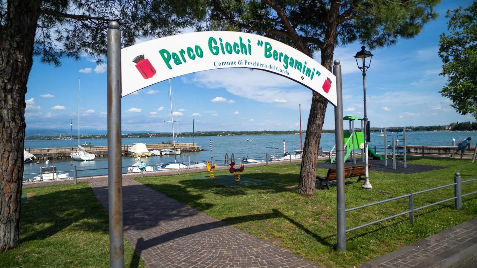 Bergamini 23 Apartments & Rooms Peschiera del Garda