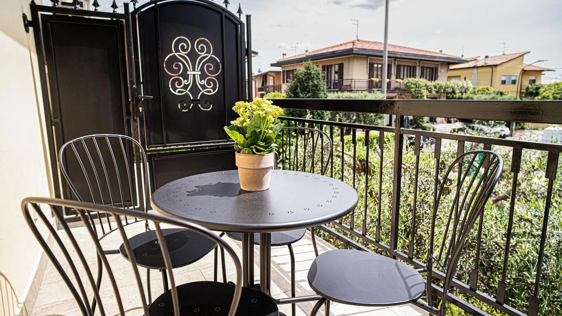 Bergamini 23 Apartments & Rooms Peschiera del Garda