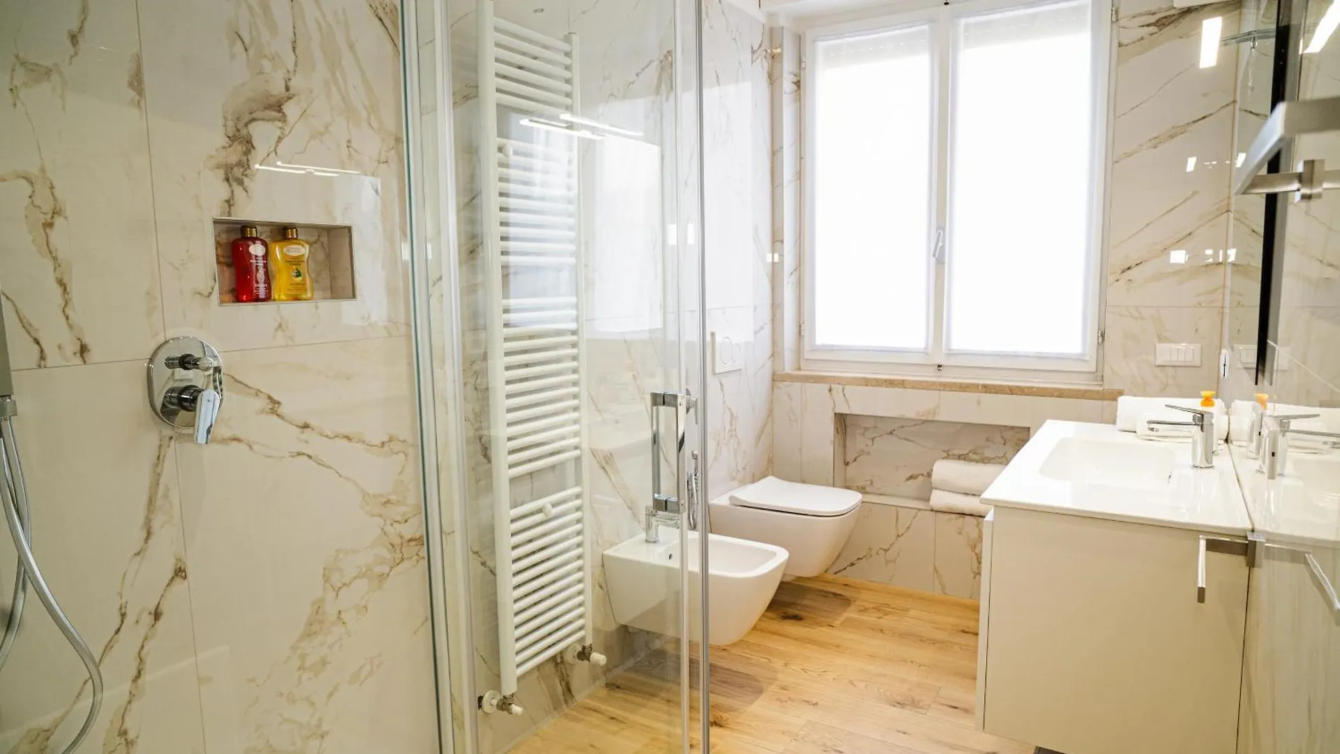 Bergamini 23 Apartments & Rooms Peschiera del Garda